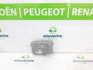 Gebruikte Verlichtings Module Peugeot 3008 II (M4/MC/MJ/MR) 1.2 12V e-THP PureTech 130 Prijs € 108,90 Inclusief btw aangeboden door Snuverink Autodemontage