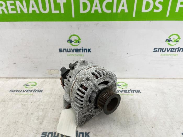 Gebruikte Alternator Renault Scénic III (JZ) 1.6 16V Prijs € 50,00 Margeregeling aangeboden door Snuverink Autodemontage
