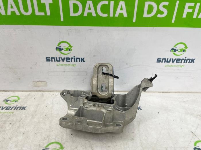 Gebruikte Motorrubber Peugeot 2008 (UD/UK/UR/US/UX) 1.2 VTi 12V PureTech 130 Prijs € 42,35 Inclusief btw aangeboden door Snuverink Autodemontage