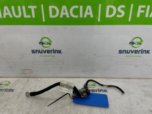 Gebruikte Accupool Peugeot 2008 (UD/UK/UR/US/UX) 1.2 VTi 12V PureTech 130 Prijs € 36,30 Inclusief btw aangeboden door Snuverink Autodemontage