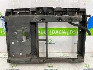 Gebruikte Voorfront Peugeot 207 CC (WB) 1.6 16V Prijs € 70,00 Margeregeling aangeboden door Snuverink Autodemontage