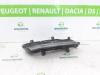 Peugeot 408 1.6 16V HYbrid 225 Daglamp links
