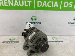 Gebruikte Dynamo Peugeot 2008 (UD/UK/UR/US/UX) 1.2 VTi 12V PureTech 130 Prijs € 102,83 Inclusief btw aangeboden door Snuverink Autodemontage