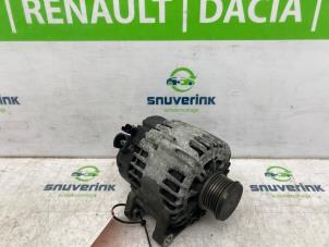 Gebruikte Dynamo Citroen C4 Picasso (3D/3E) 1.2 12V PureTech 130 Prijs € 39,98 Margeregeling aangeboden door Snuverink Autodemontage