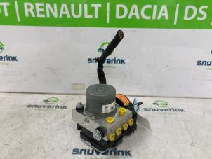 Gebruikte ABS Pomp Peugeot 408 1.6 16V HYbrid 225 Prijs € 285,00 Margeregeling aangeboden door Snuverink Autodemontage