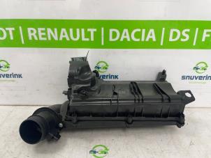 Gebruikte Luchtfilterhuis Peugeot 408 1.6 16V HYbrid 225 Prijs € 45,00 Margeregeling aangeboden door Snuverink Autodemontage