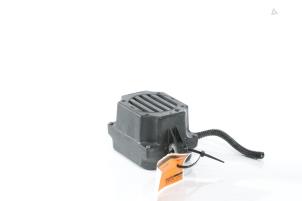 Gebruikte Claxon Citroen C5 Aircross I (A4/AC/AJ/AR) 1.6 Hybrid 225 16V Prijs € 72,60 Inclusief btw aangeboden door Snuverink Autodemontage