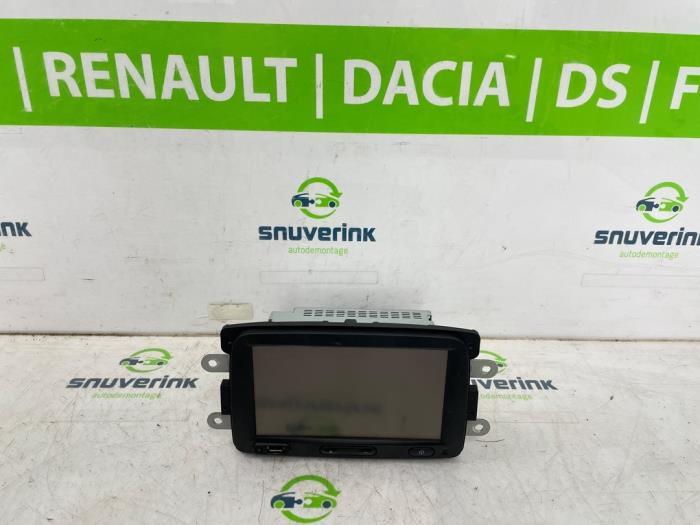 Gebruikte Display Interieur Opel Vivaro 1.6 CDTi BiTurbo 125 Prijs € 332,75 Inclusief btw aangeboden door Snuverink Autodemontage