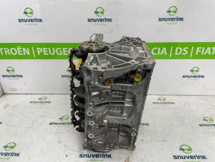 Gebruikte Draaiend Gedeelte motor Renault Kadjar (RFEH) 1.3 TCE 140 FAP 16V Prijs € 650,00 Margeregeling aangeboden door Snuverink Autodemontage