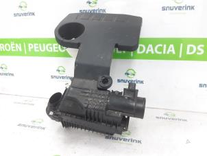 Gebruikte Luchtfilterhuis Renault Arkana (RJLL) 1.6 E-Tech 145 16V Prijs € 127,05 Inclusief btw aangeboden door Snuverink Autodemontage