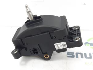 Gebruikte Versnellingspook Renault Arkana (RJLL) 1.6 E-Tech 145 16V Prijs € 121,00 Inclusief btw aangeboden door Snuverink Autodemontage