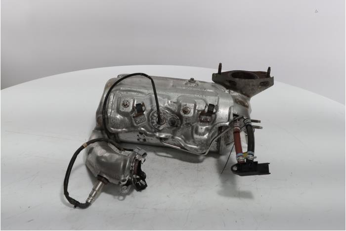 Gebruikte Roetfilter Renault Megane III Grandtour (KZ) 1.5 dCi 110 Prijs € 265,00 Margeregeling aangeboden door Snuverink Autodemontage