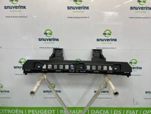 Gebruikte Bumpersteun midden-achter Citroen C5 Aircross I (A4/AC/AJ/AR) 1.2 PureTech Hybrid 136 Prijs € 48,40 Inclusief btw aangeboden door Snuverink Autodemontage