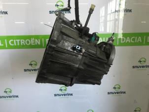 Gebruikte Versnellingsbak Renault Trafic (1FL/2FL/3FL/4FL) 1.6 dCi 90 Prijs € 1.058,75 Inclusief btw aangeboden door Snuverink Autodemontage