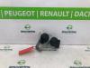 Peugeot 5008 II (M4/MC/MJ/MR) 1.2 12V e-THP PureTech 130 Claxon