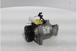 Gebruikte Aircopomp Dacia Sandero III 1.0 TCe 90 12V Prijs € 175,00 Margeregeling aangeboden door Snuverink Autodemontage