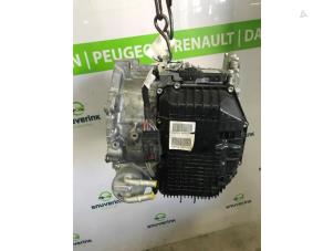 Gebruikte Automaatbak Peugeot 5008 II (M4/MC/MJ/MR) 1.2 12V e-THP PureTech 130 Prijs € 1.754,50 Inclusief btw aangeboden door Snuverink Autodemontage