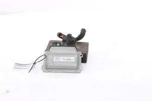 Gebruikte Computer Diversen Peugeot 3008 II (M4/MC/MJ/MR) 1.6 16V HYbrid 225 Prijs € 150,00 Margeregeling aangeboden door Snuverink Autodemontage