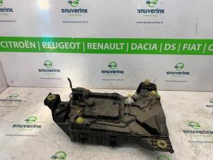 Gebruikte Adblue tank Opel Astra L (F3/FB/FM/FP) 1.5 Turbo D 16V Prijs € 400,00 Margeregeling aangeboden door Snuverink Autodemontage