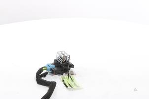 Gebruikte Koelvinweerstand Opel Astra L (F3/FB/FM/FP) 1.5 Turbo D 16V Prijs € 30,00 Margeregeling aangeboden door Snuverink Autodemontage