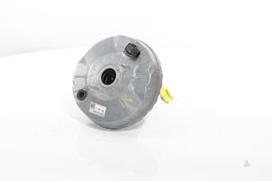 Gebruikte Rembekrachtiger Dacia Sandero III 1.0 TCe 90 12V Prijs € 75,00 Margeregeling aangeboden door Snuverink Autodemontage