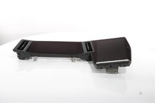 Gebruikte Display Interieur Renault Austral 1.2 E-Tech Full Hybrid 200 Prijs € 1.270,48 Inclusief btw aangeboden door Snuverink Autodemontage