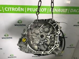 Gebruikte Automaatbak Renault Austral 1.2 E-Tech Full Hybrid 200 Prijs € 4.235,00 Inclusief btw aangeboden door Snuverink Autodemontage