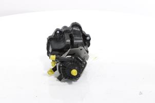 Gebruikte Carterventilatie Renault Austral 1.2 E-Tech Full Hybrid 200 Prijs € 102,85 Inclusief btw aangeboden door Snuverink Autodemontage