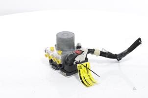 Gebruikte ABS Pomp Renault Austral 1.2 E-Tech Full Hybrid 200 Prijs € 423,50 Inclusief btw aangeboden door Snuverink Autodemontage