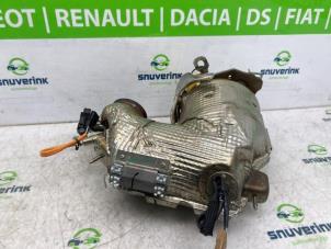 Gebruikte Katalysator Renault Austral 1.2 E-Tech Full Hybrid 200 Prijs € 907,50 Inclusief btw aangeboden door Snuverink Autodemontage