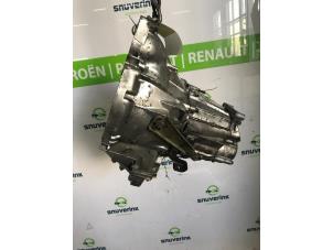 Gebruikte Versnellingsbak Fiat Ducato (290) 2.5 TD Prijs € 2.150,00 Margeregeling aangeboden door Snuverink Autodemontage