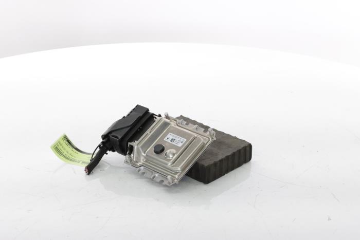 Adblue Computer van een Opel Vivaro 1.6 CDTi BiTurbo 125 2019