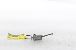 Gebruikte Deurslot Cilinder links Renault Scenic E-Tech Electric (RCB) EV60 Prijs € 84,70 Inclusief btw aangeboden door Snuverink Autodemontage