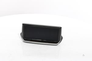 Gebruikte Display Interieur Peugeot 208 II (UB/UH/UP) 1.2 Hybrid 100 Prijs € 332,75 Inclusief btw aangeboden door Snuverink Autodemontage