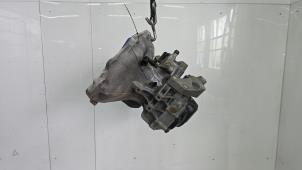 Gebruikte Versnellingsbak Opel Corsa D 1.4 16V Twinport Prijs € 225,00 Margeregeling aangeboden door Snuverink Autodemontage