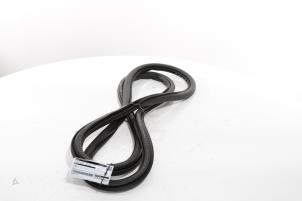 Gebruikte Portierrubber 4Deurs links-voor Peugeot 3008 III e-3008 210 73 kWh Prijs € 42,33 Inclusief btw aangeboden door Snuverink Autodemontage