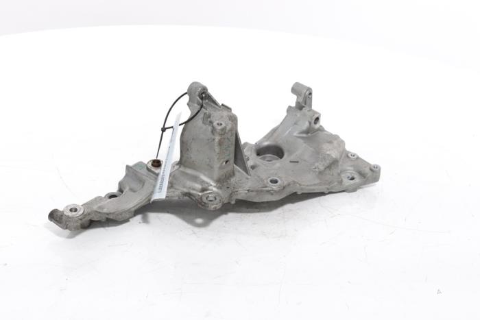 Gebruikte Dynamosteun boven Peugeot Expert (V1/VA/VB/VE/VF/VT/VY) 2.0 Blue HDi 145 16V Prijs € 78,65 Inclusief btw aangeboden door Snuverink Autodemontage