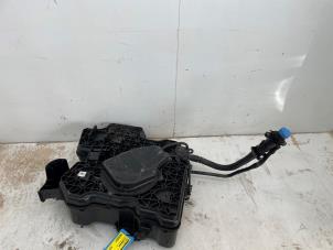 Gebruikte Tank adblue Peugeot Expert (V1/VA/VB/VE/VF/VT/VY) 2.0 Blue HDi 145 16V Prijs € 605,00 Inclusief btw aangeboden door Snuverink Autodemontage