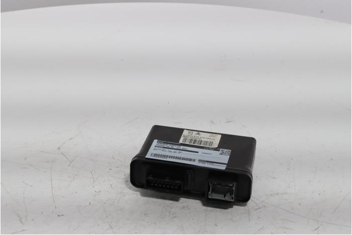 Gebruikte Computer cabriokap Peugeot 207 CC (WB) 1.6 16V Prijs € 200,00 Margeregeling aangeboden door Snuverink Autodemontage