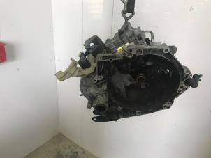 Gebruikte Versnellingsbak DS Automobiles DS 3/Crossback (UC/UJ/UR) 1.2 12V PureTech 100 Prijs € 1.100,00 Margeregeling aangeboden door Snuverink Autodemontage