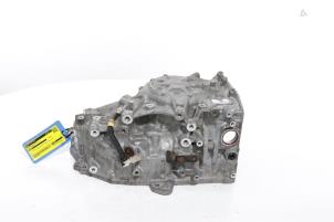 Gebruikte Differentieel Deksel Peugeot 3008 II (M4/MC/MJ/MR) 1.2 12V e-THP PureTech 130 Prijs € 150,00 Margeregeling aangeboden door Snuverink Autodemontage