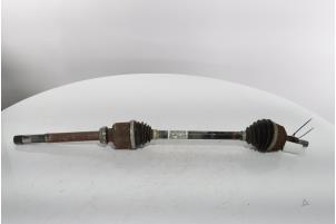 Gebruikte Aandrijfas rechts-voor Opel Combo Cargo 1.5 CDTI 100 Prijs € 151,25 Inclusief btw aangeboden door Snuverink Autodemontage