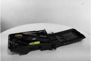 Gebruikte Krik Toyota ProAce Electric Worker Prijs € 84,70 Inclusief btw aangeboden door Snuverink Autodemontage