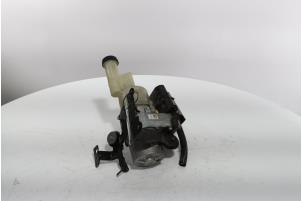 Gebruikte Stuurbekrachtiging Pomp Toyota ProAce Electric Worker Prijs € 302,48 Inclusief btw aangeboden door Snuverink Autodemontage