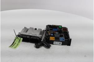 Gebruikte Computer Motormanagement Opel Combo Cargo 1.5 CDTI 100 Prijs € 544,50 Inclusief btw aangeboden door Snuverink Autodemontage