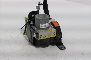 Gebruikte ABS Pomp Opel Combo Cargo 1.5 CDTI 100 Prijs € 363,00 Inclusief btw aangeboden door Snuverink Autodemontage