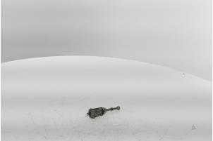 Gebruikte Deurslot Cilinder links Peugeot Partner (EA//EF/EN/EU) 1.5 BlueHDi 130 Prijs € 42,35 Inclusief btw aangeboden door Snuverink Autodemontage