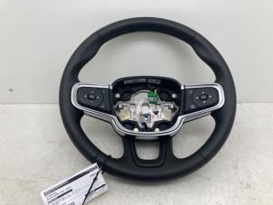 Gebruikte Stuurwiel Volvo EX40 (XZ) Single Motor Extended Range 82 kWh Prijs € 302,50 Inclusief btw aangeboden door Snuverink Autodemontage