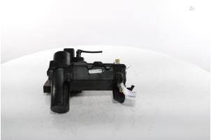 Gebruikte Airco Condensor Peugeot 208 II (UB/UH/UP) e-208 50 kWh Prijs € 169,40 Inclusief btw aangeboden door Snuverink Autodemontage