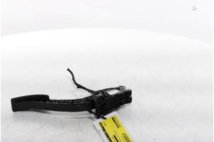 Gebruikte Gaspedaal Volvo EX40 (XZ) Single Motor Extended Range 82 kWh Prijs € 54,45 Inclusief btw aangeboden door Snuverink Autodemontage